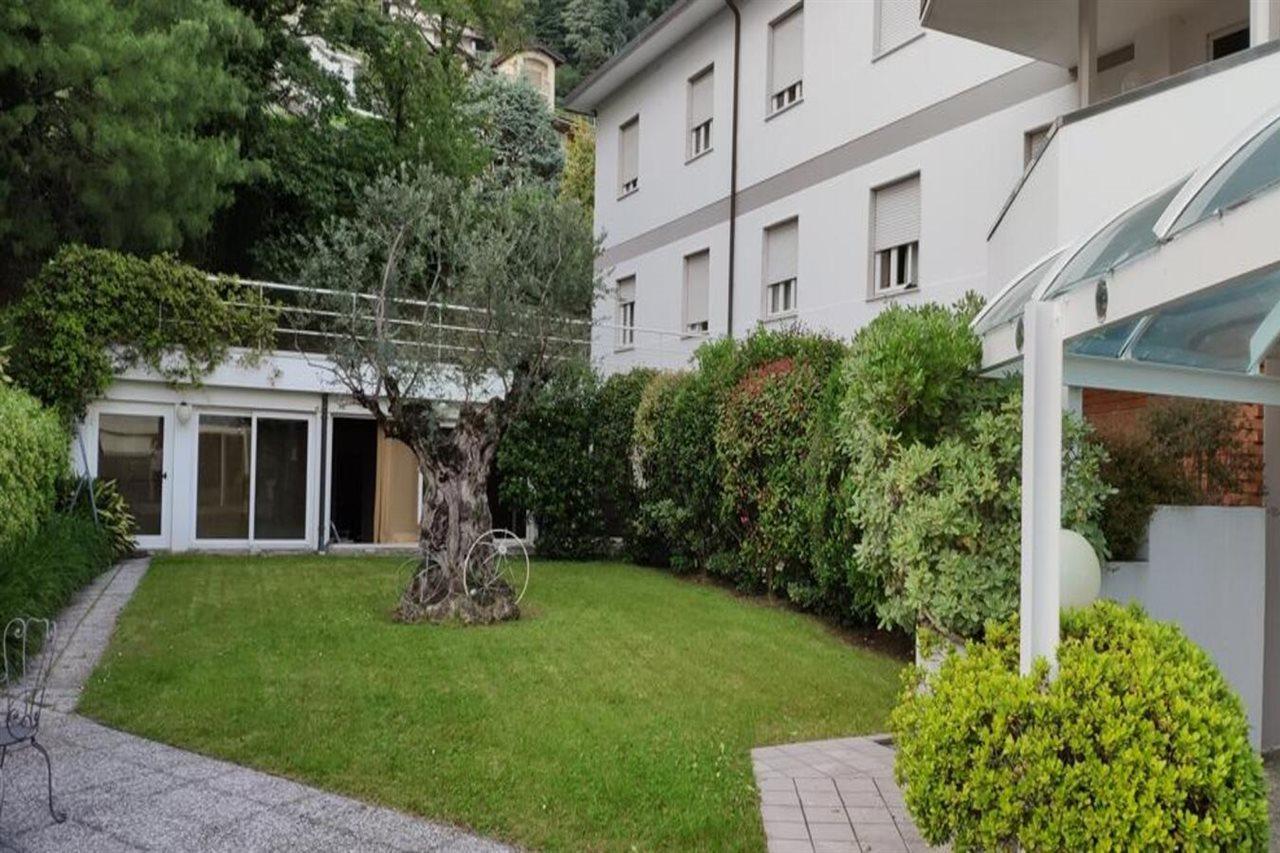 Beach Hotel Eurovil Predore Kültér fotó