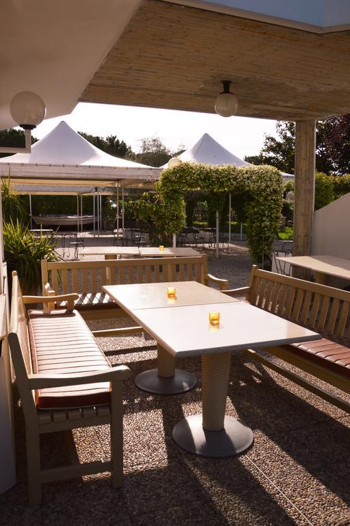 Beach Hotel Eurovil Predore Kültér fotó